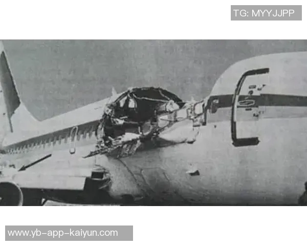 凯尔登回忆返程飞机客舱失压经历现场情况令人感到恐慌 凯尔登回忆返程飞机客舱失压经历现场情况令人感到恐慌